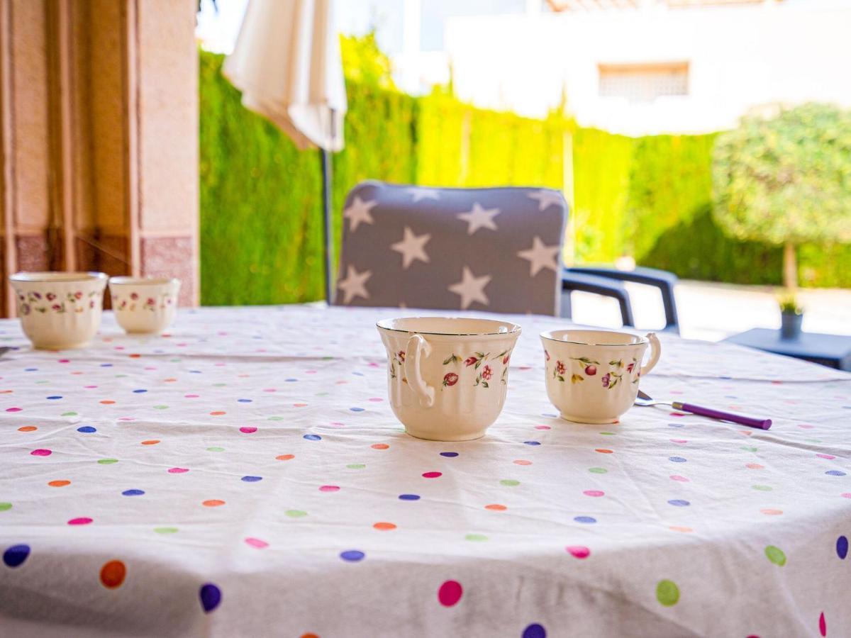 Belvilla By Oyo Lovely Bungalow With Swimming Pool オリウエラ 部屋 写真
